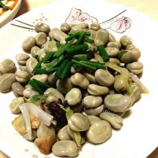 蚕豆的另类吃法：回锅蚕豆