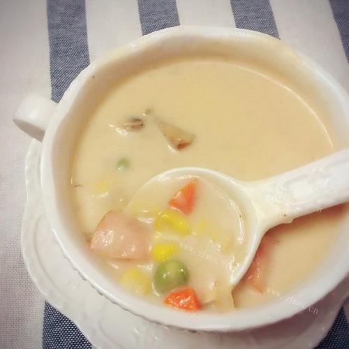 美味奶酪蘑菇浓汤
