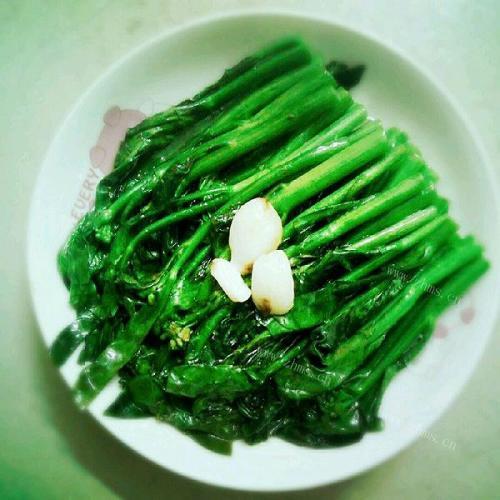 口感丰富的蒜香芥兰
