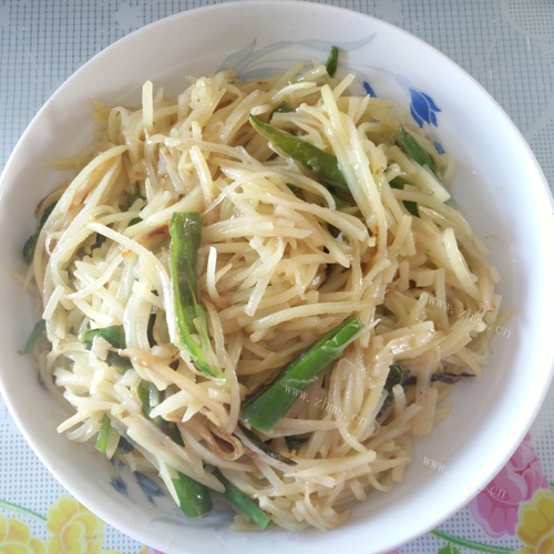 辣椒炒土豆丝