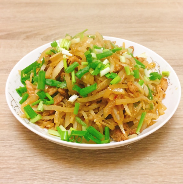 萝卜丝炒肉
