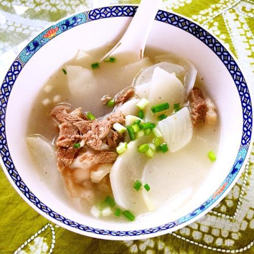 补气益血萝卜羊肉汤的做法