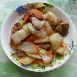 洋葱炒腊肠