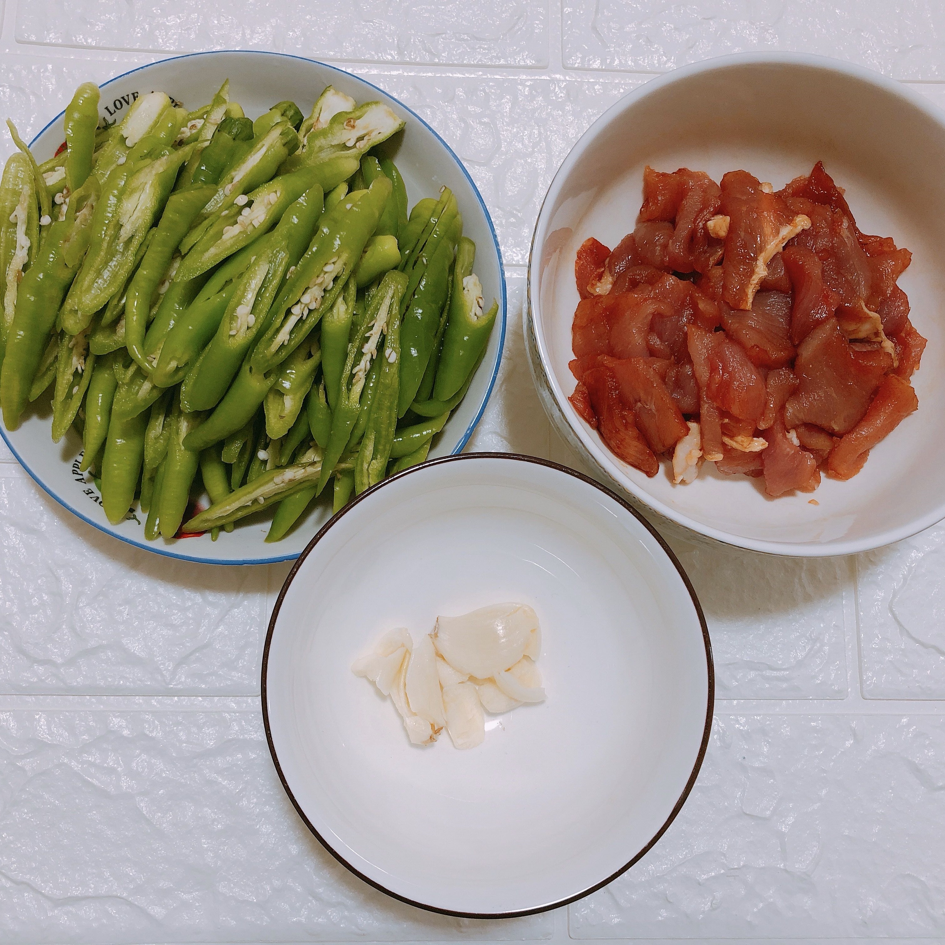 辣椒炒肉做法图解4)