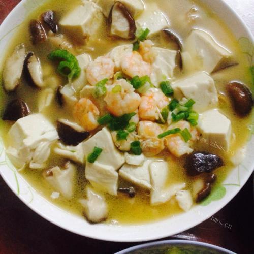 好吃的三鲜炖豆腐