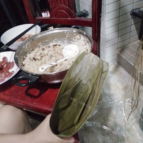 好吃的四角粽做法图解8)