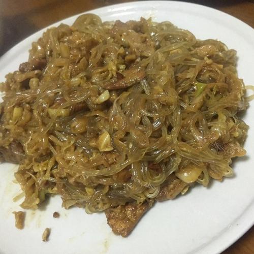 喷香的酸菜粉条的做法