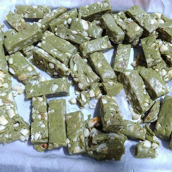 口感不错的抹茶花生牛轧糖