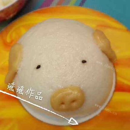 可爱小猪头奶黄包做法图解22)