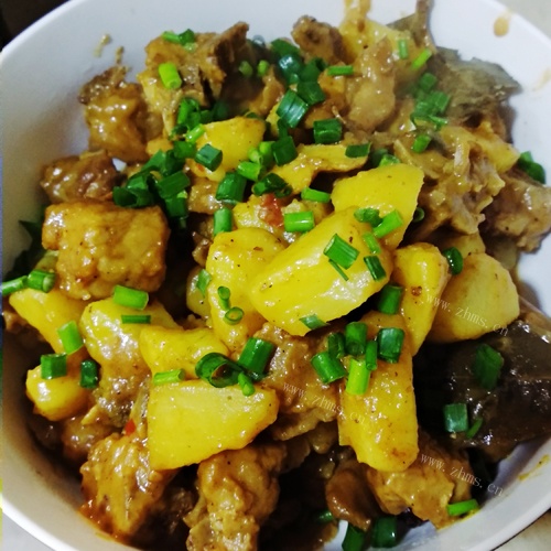 土豆烧排骨