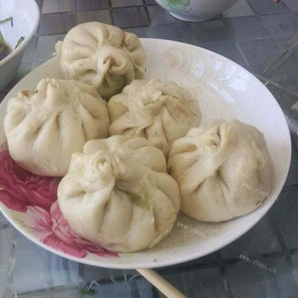 甜甜的茴香苗包子