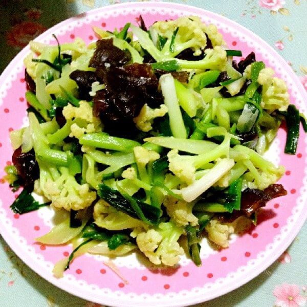 家常菜炒花菜