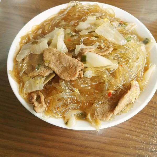 家常菜猪肉白菜炖粉条