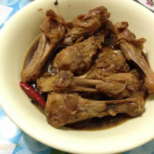 美味的酱油鸭