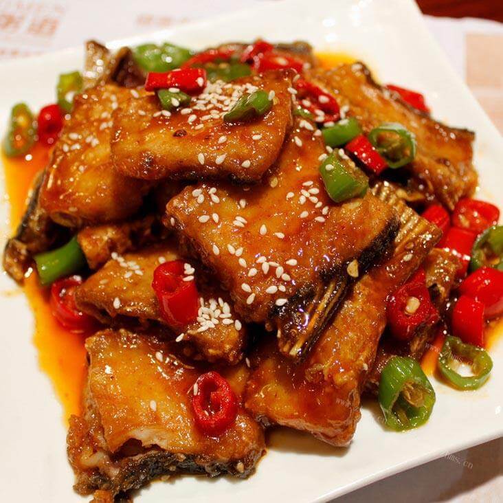 红烧鱼块