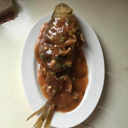 美味的糖醋脆皮鱼