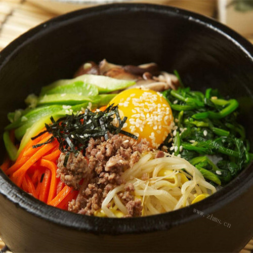 营养晚餐石锅拌饭的做法