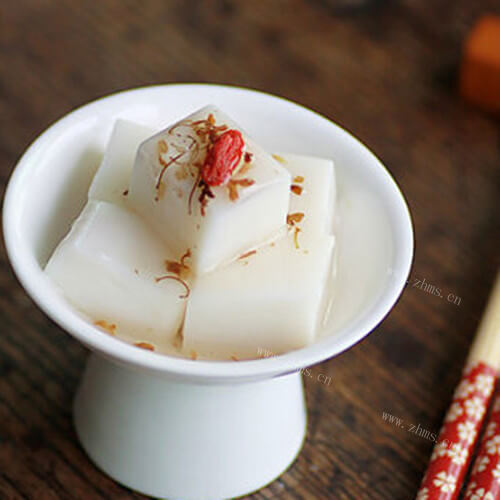 家常菜杏仁豆腐