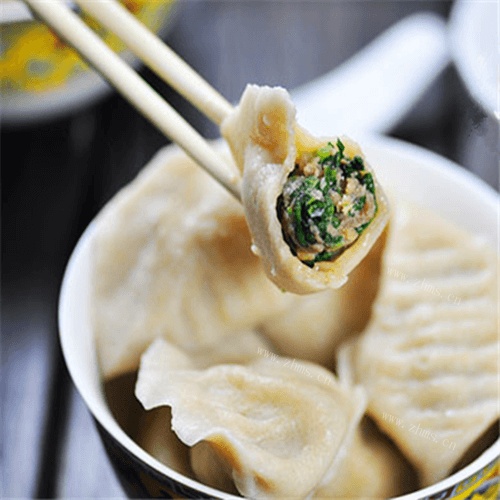 爱上荠菜饺子