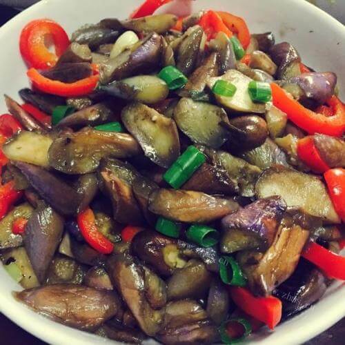家常菜清炒茄子