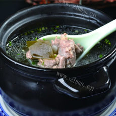 美味排骨海带汤的做法