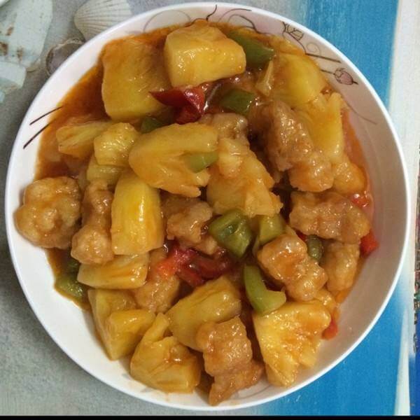 酸酸甜甜菠萝咕噜肉