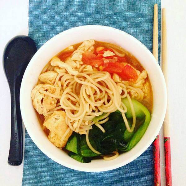 美味的鸡蛋面