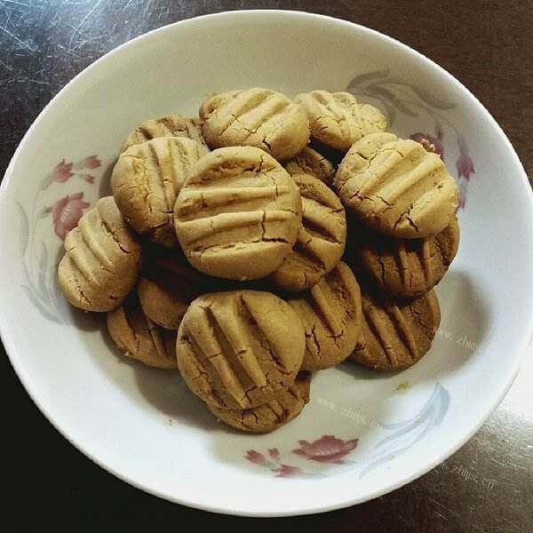 自己做的花生酱小酥饼