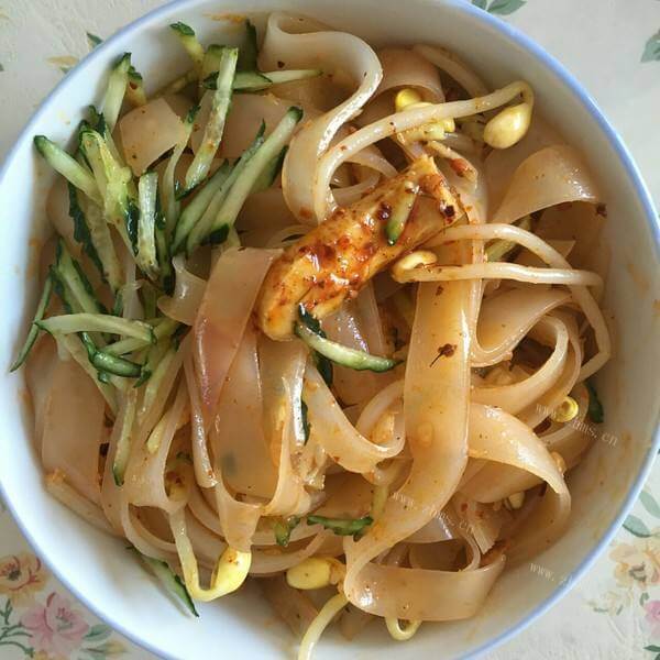 百吃不厌的自制凉皮