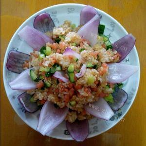 青瓜虾仁腊肠炒饭