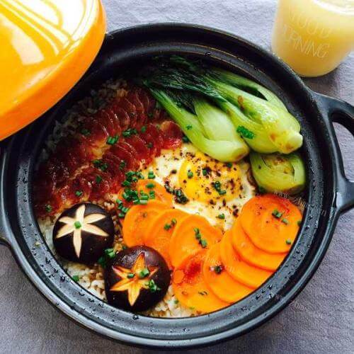 广东腊味糙米煲仔饭