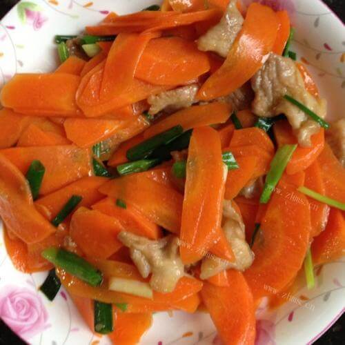 香喷喷的胡萝卜炒肉的做法
