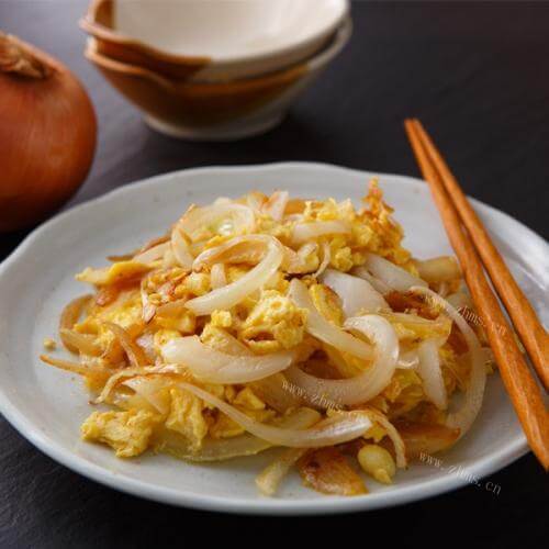 洋葱炒蛋：最本土的一道菜