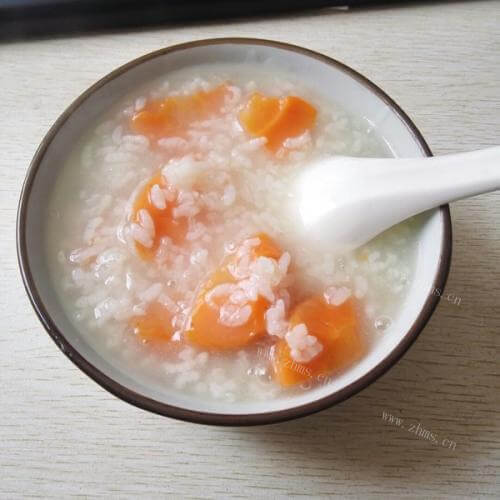 美味的胡萝卜粥
