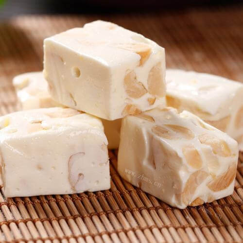 自己做的牛轧糖