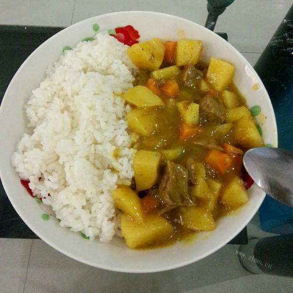 好吃的咖喱牛肉饭