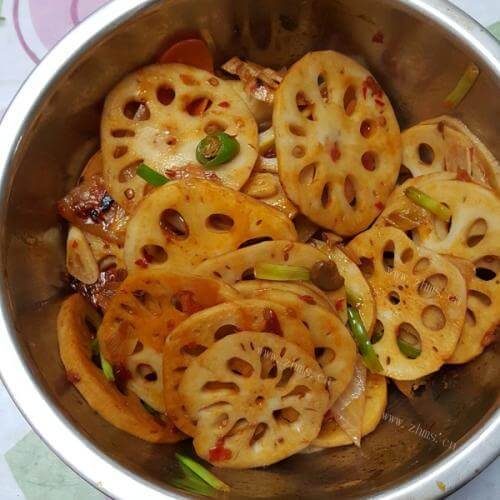 美味的干锅藕片