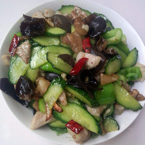 家常菜青瓜炒肉片