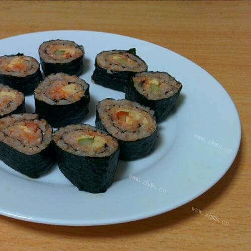 紫菜蛋皮肉卷-户外美食
