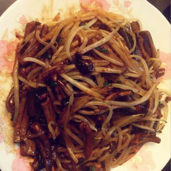 家常的银芽炒兔丝