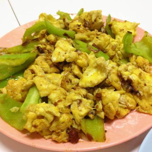 家常菜青椒炒蛋