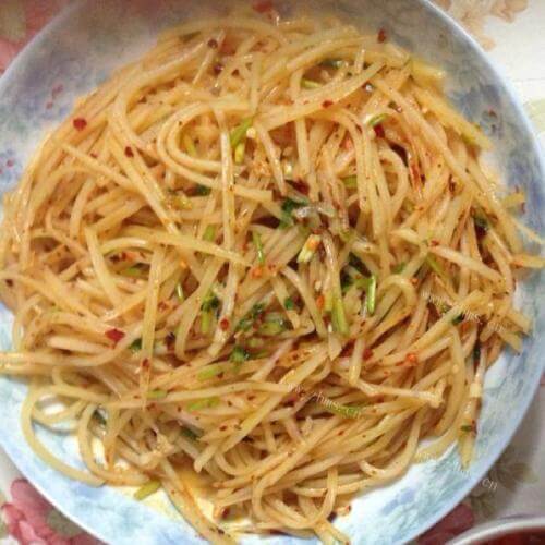 家常菜凉拌土豆丝