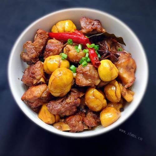 家常菜板栗烧排骨