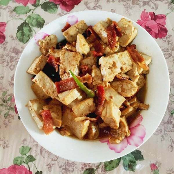 美味的麻婆豆腐（培根麻婆黑豆腐）