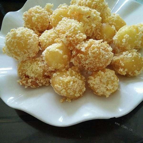 色味俱全的土豆丸子