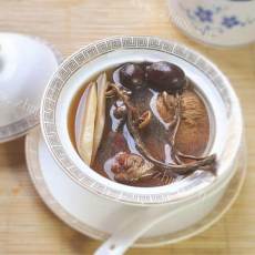 老火汤-猴头菇煲汤
