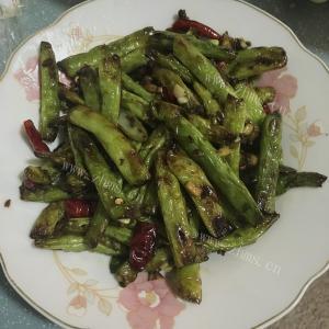 家常的芽菜四季豆