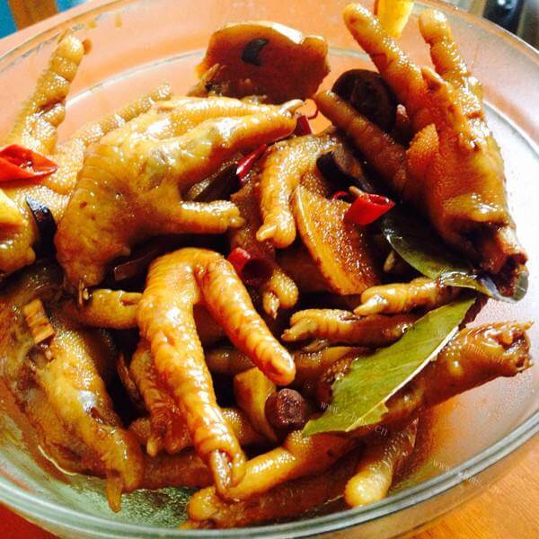 美味红烧鸡爪