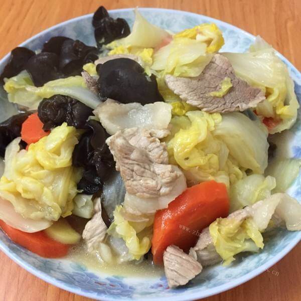 独特的黑白菜