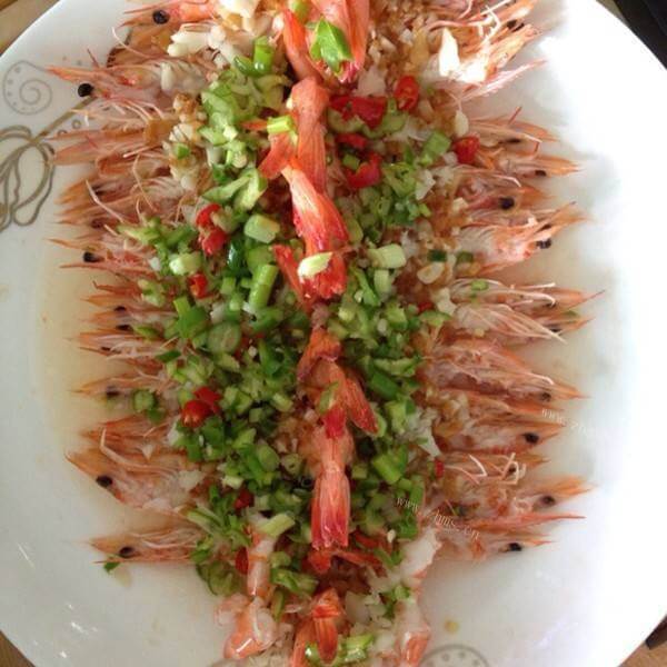 美味蒜蓉开边虾